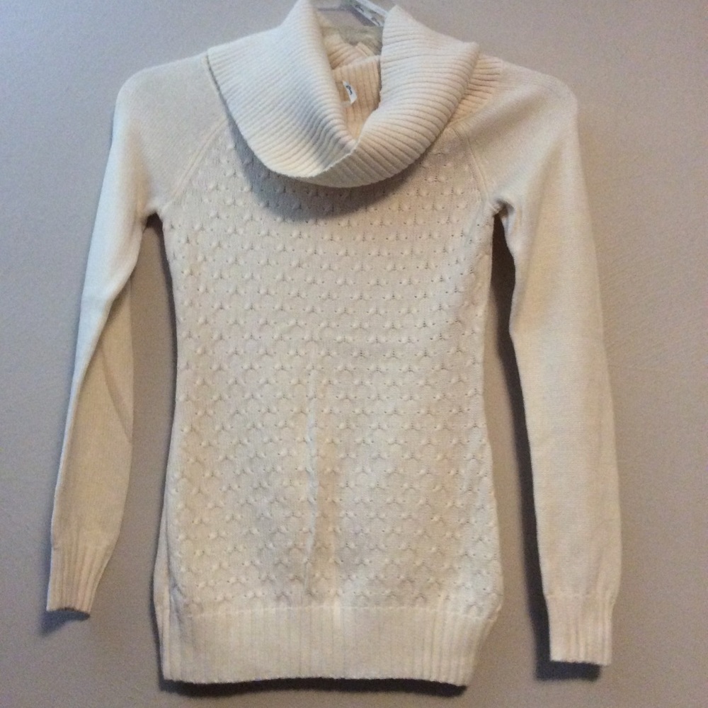 Guess sweater